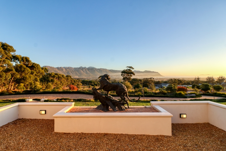 5 Bedroom Property for Sale in Somerset West Rural Western Cape